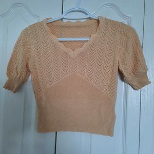 Simply Retro y2k Cropped Apricot Cream Chevron Lace Pattern Sweater Size XS